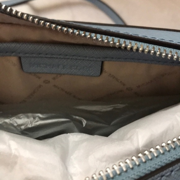 š„SALEš„Michael Kors Jet Set Crossbody Bag Blue - Picture 5 of 8